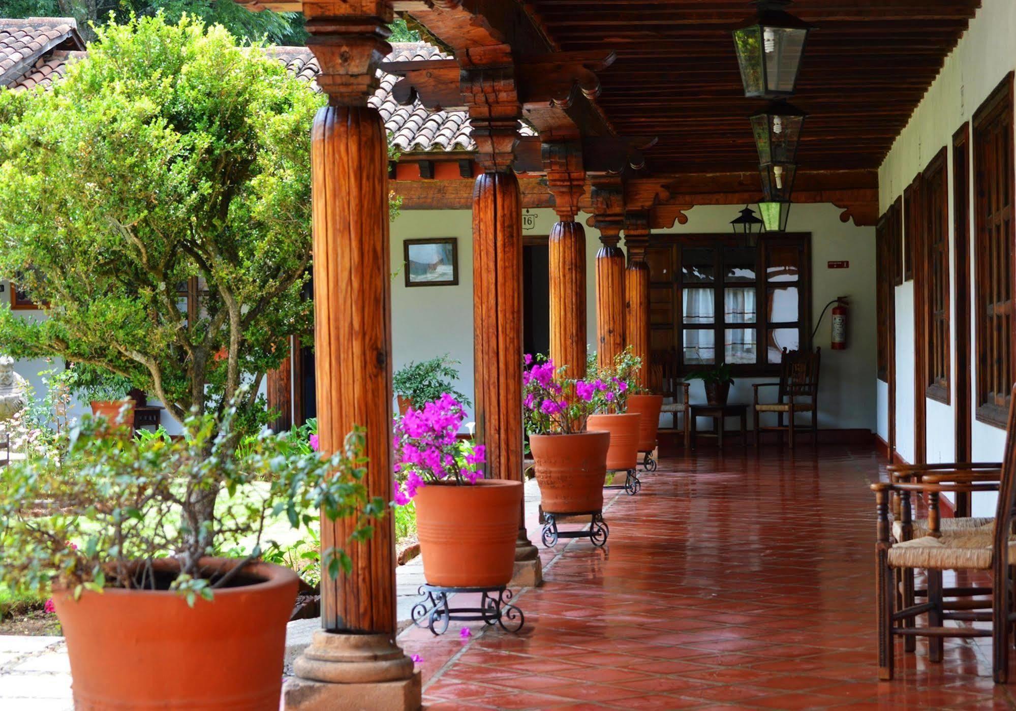 Hostería San Felipe Pátzcuaro Exterior foto